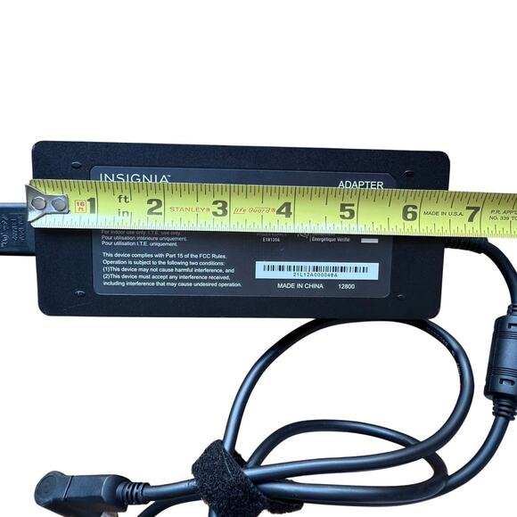 Insignia Universal 180 W High Power Laptop Charger 8 Adapters for Dell HP & more - Picture 11 of 14